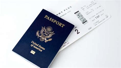 are there rfid chips in passports|can passports be rfid scanned.